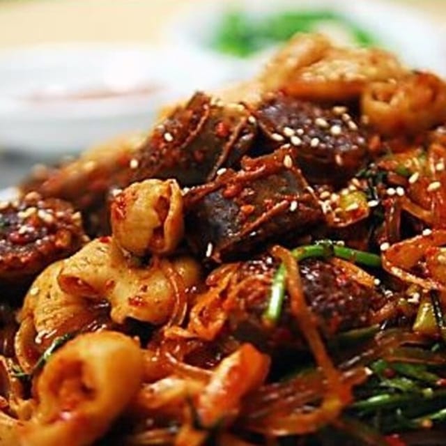 Soon Dae & Gop Chang (순대곱창볶음).